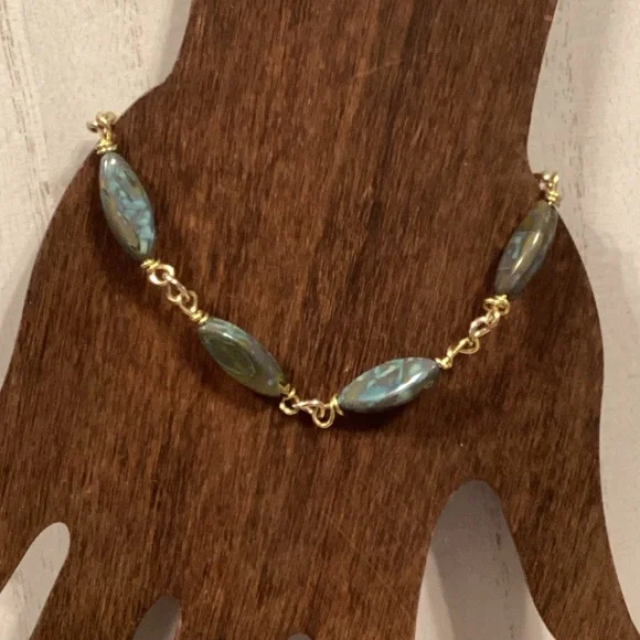 Labradorite Bracelet - Picture 1 of 5